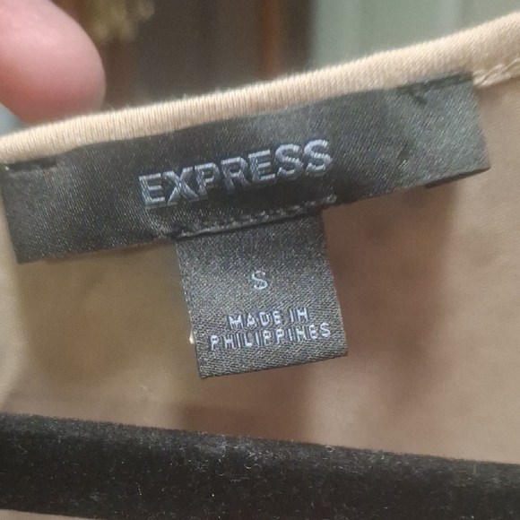 Express Elegant Sequin Dress in Cream - Picture 5 of 6